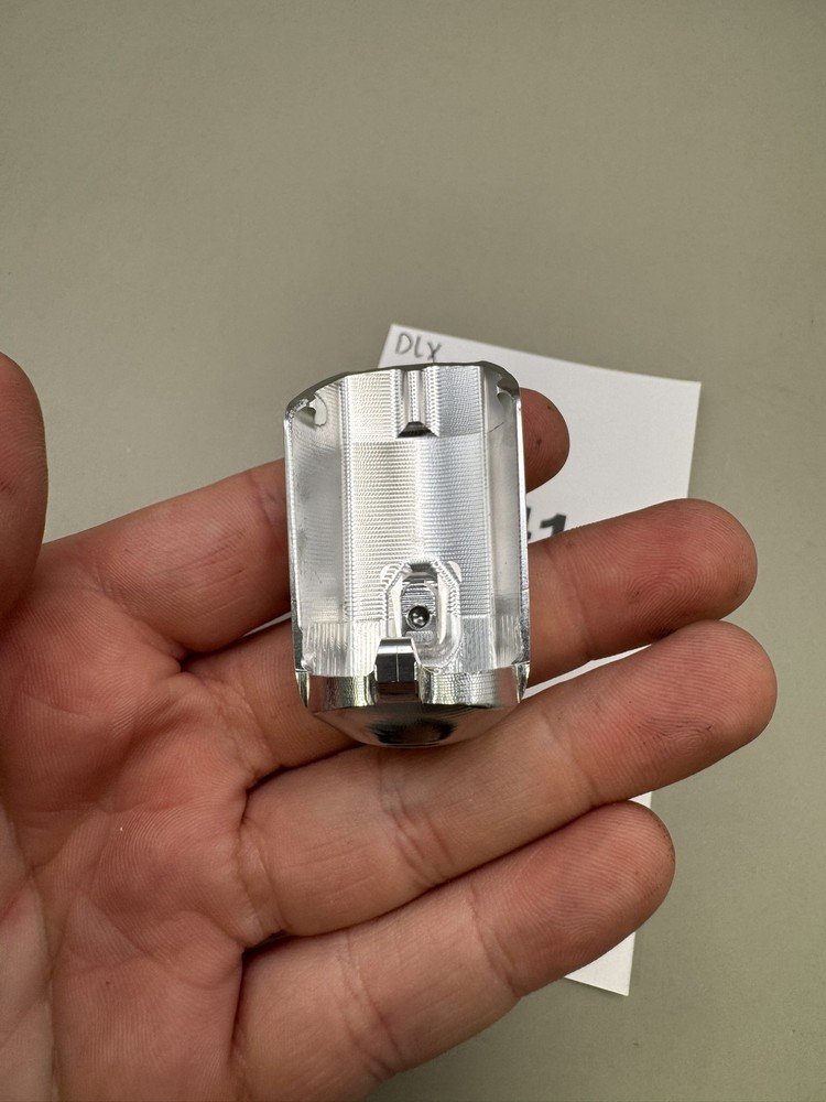 DLX Luxe X Back Cap Silver