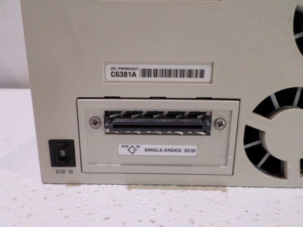 HP C6381A Smart Disk Drive Array C6381-60003