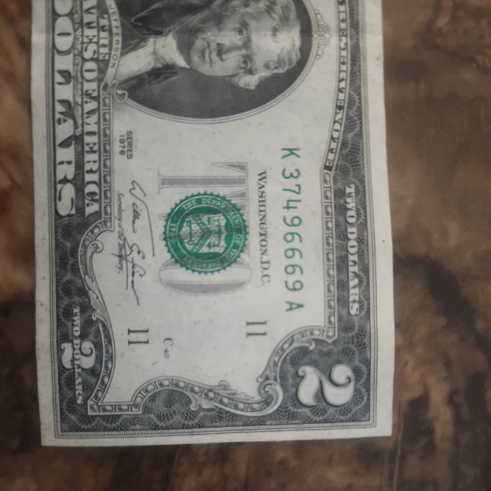Rare $2 Bill, 1976 K Series, Error Print on right border (misalignment)
