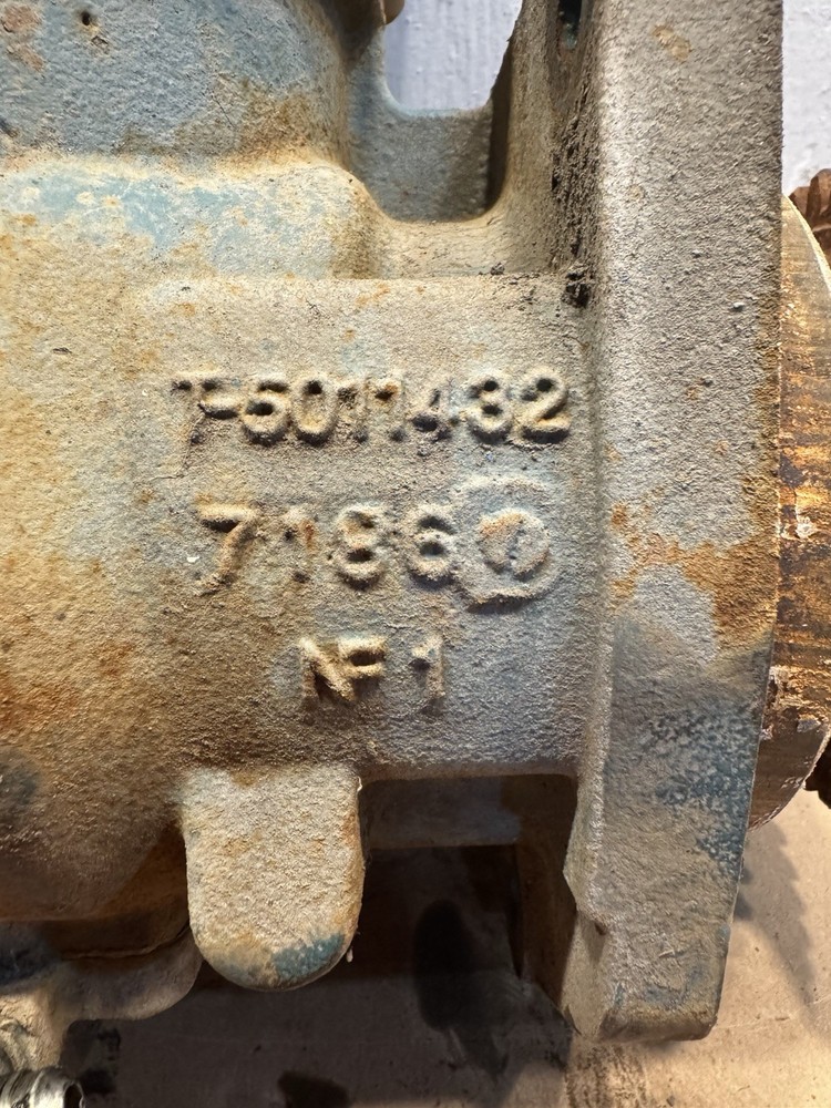 CAT Bendix 5014428X Ba921 Air Brake Compressor Gear Has Missing Tooth As is