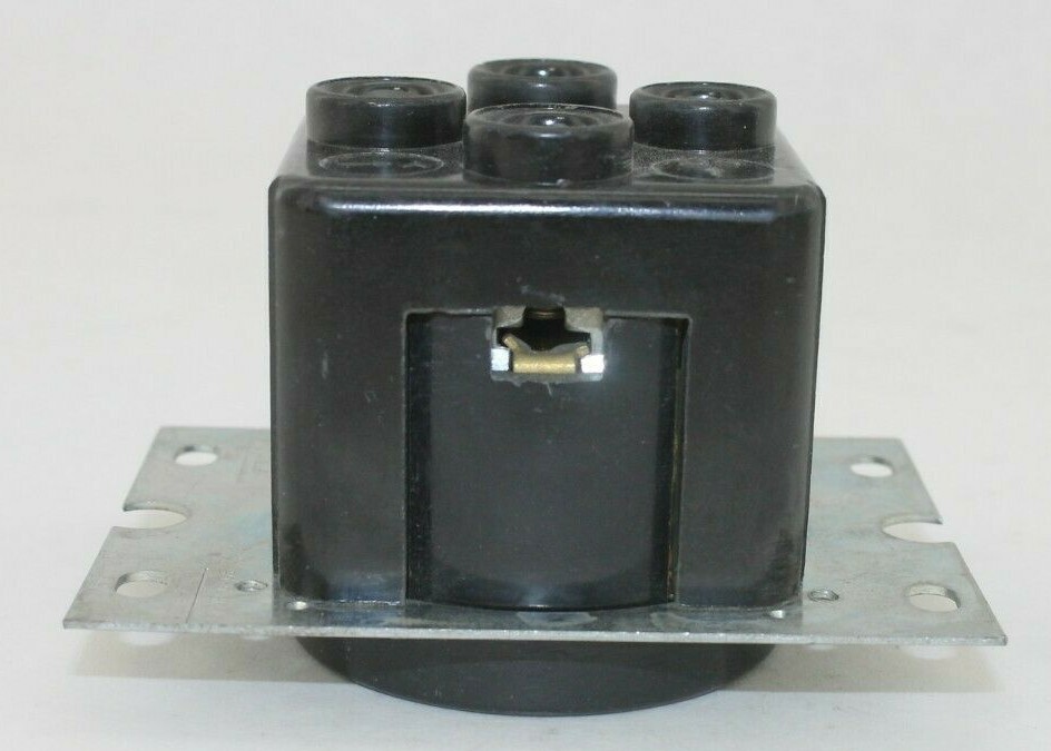 Pass & Seymour NEMA 14-30 Flush Receptacle