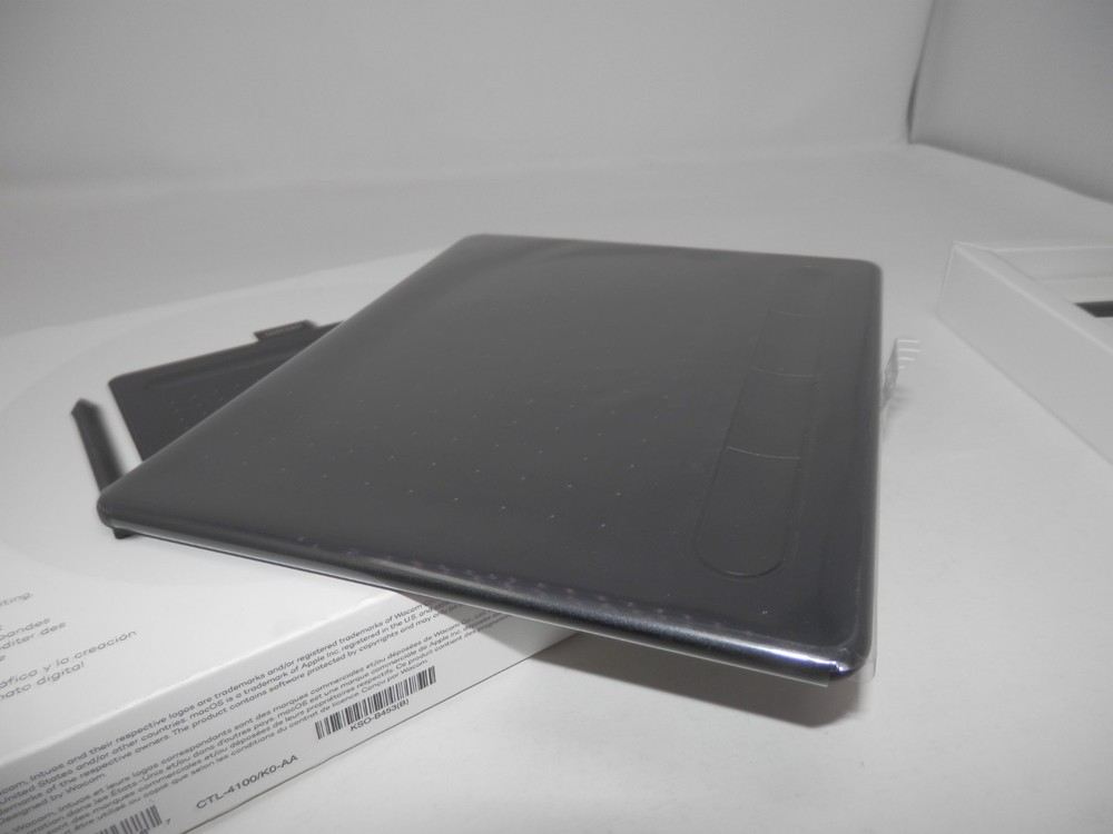 Wacom Intuos Small Drawing Tablet CTL4100 • Black Photo Edit Artwork New OpenBox