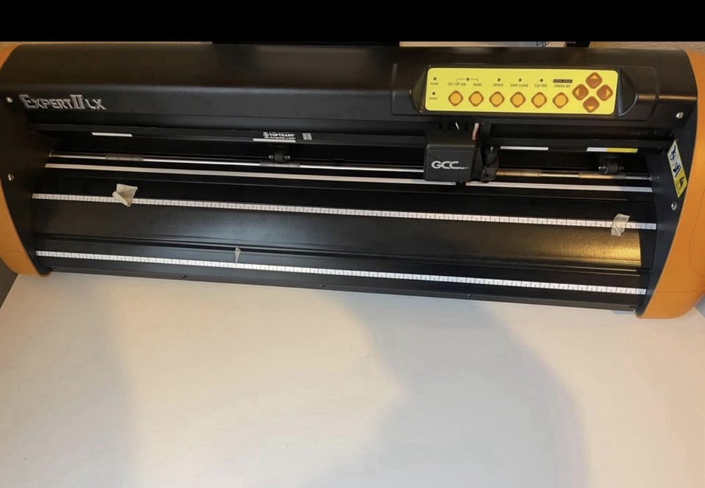 GCC EX II-24LX Cutting Plotter 24" Wide Format Vinyl Cutter 100-240V
