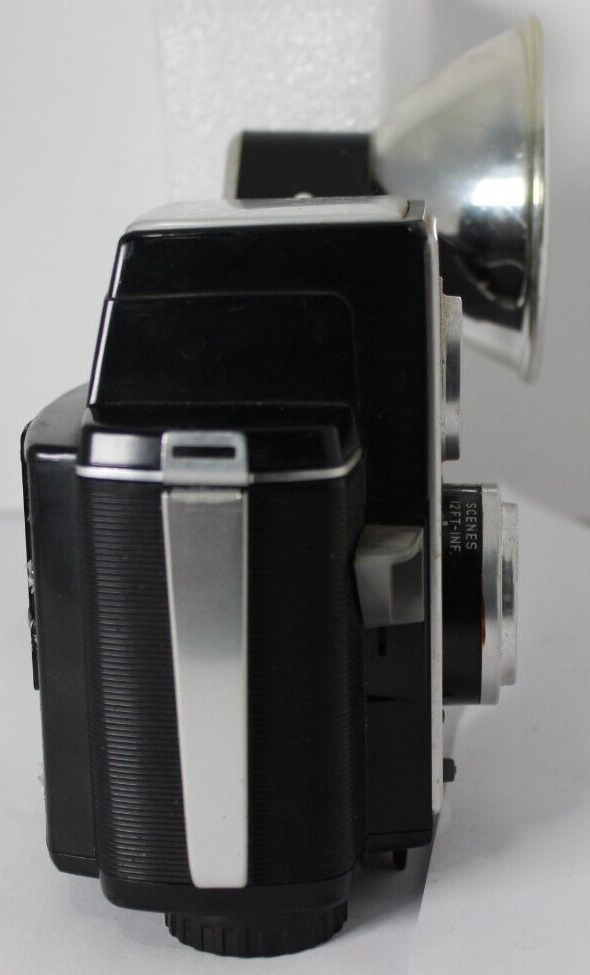 Vintage Kodak Brownie Reflex 20 with External Attached Flash - Untested