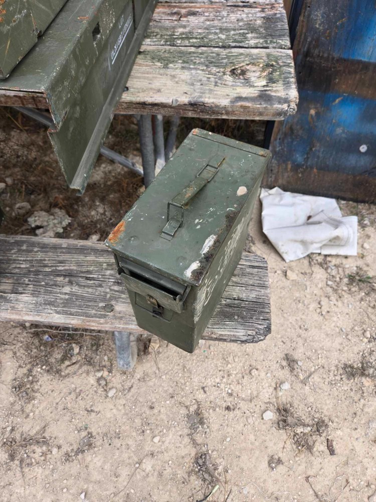 an pvs7 box ammo can padded storage