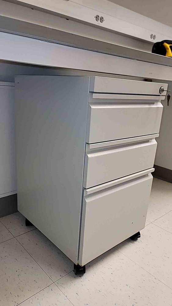15" Rolling Filing Cabinet (SKU: 5397AA)(5397AA)