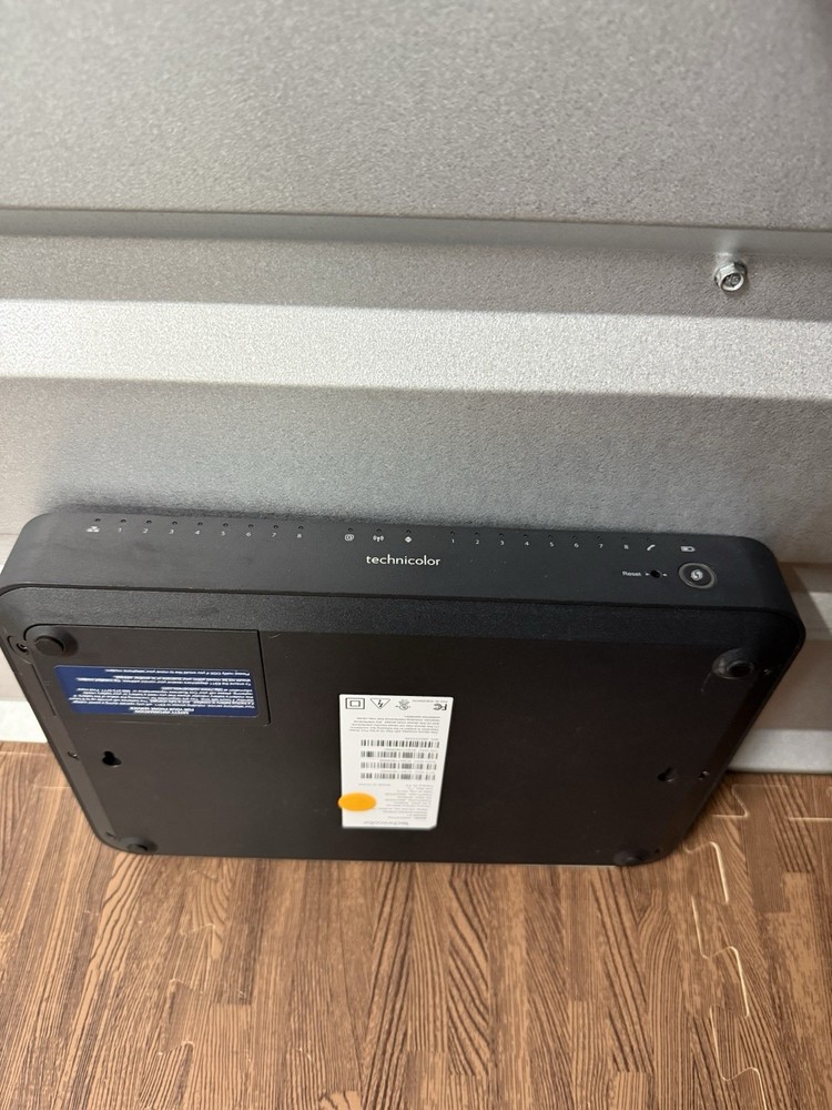 Technicolor Router Wireless Gateway Model CGA4131TCH