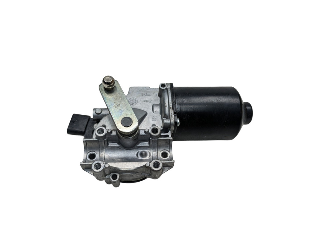2016 - 2019 Oem Bmw 330i Windshield Wiper Motor Front Assymbly