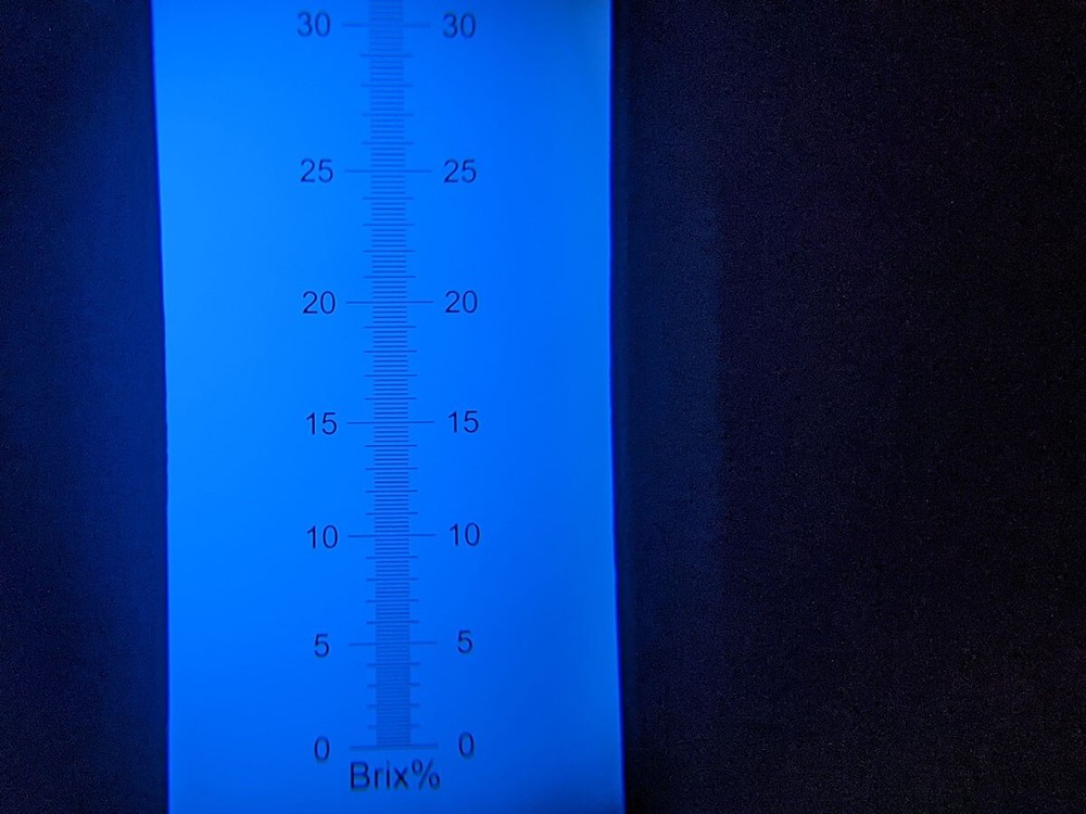 Today's Instruments Co. LTD Model Br32 Refractometer in Brix Units