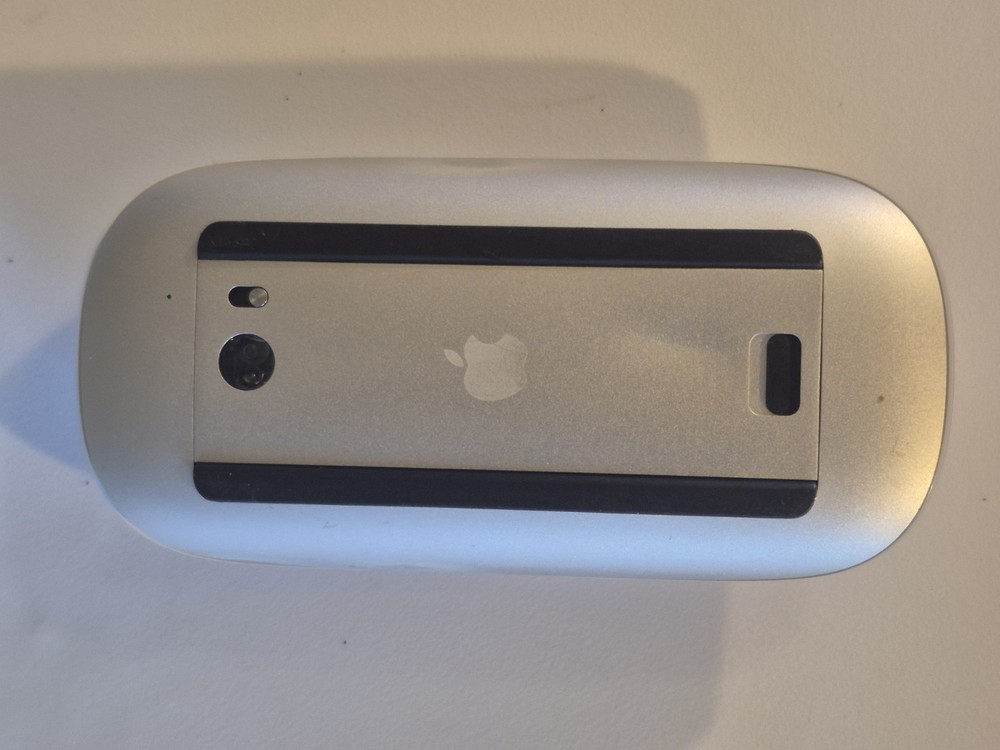 Apple Magic Mouse Authentic- Multi-Touch Surface White 8B94428, A1296 -Tested-