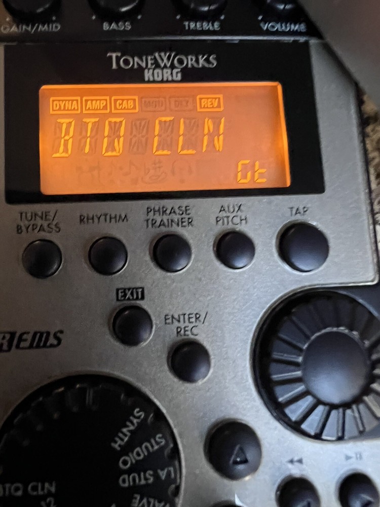 Korg ToneWorks Pandora PX4D Multi-Effect Processor W/Power Supply, READ!