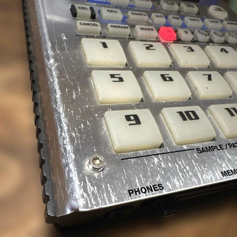 Roland SP-404 Sampler w/ AC Adapter Tested Power Issue Needs Fix