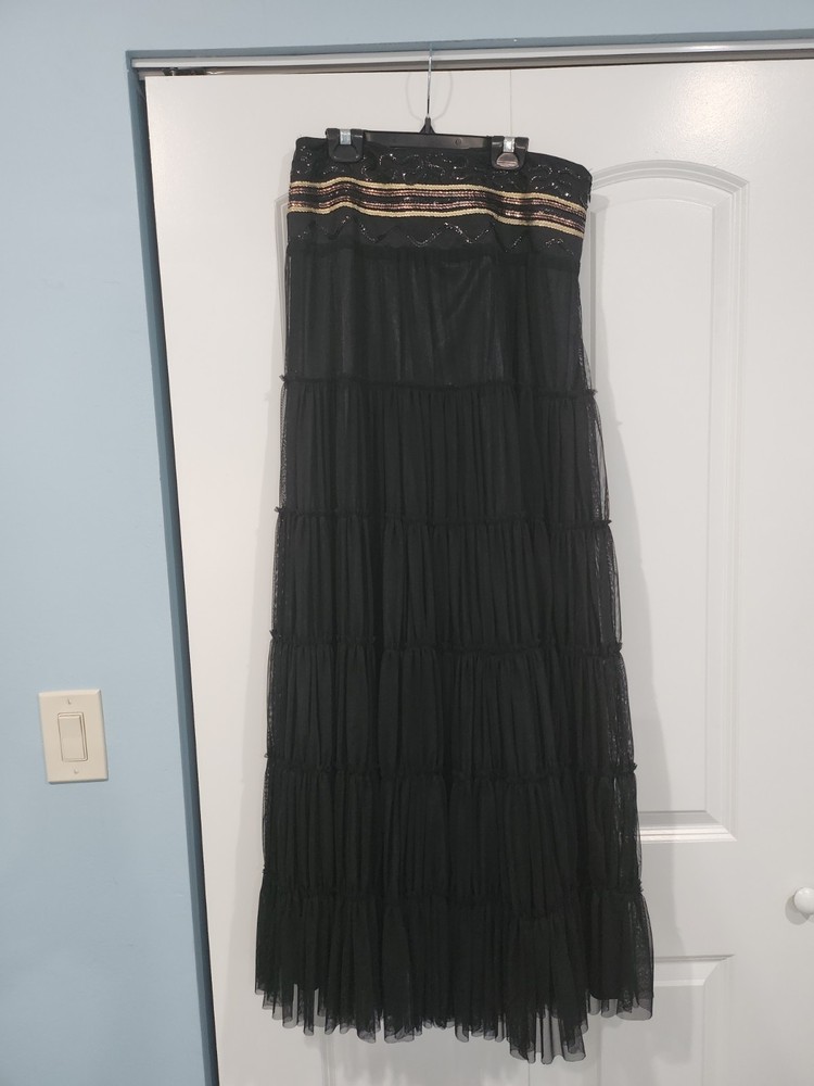 Bigoschi Womens Set Top & Skirt Size 8