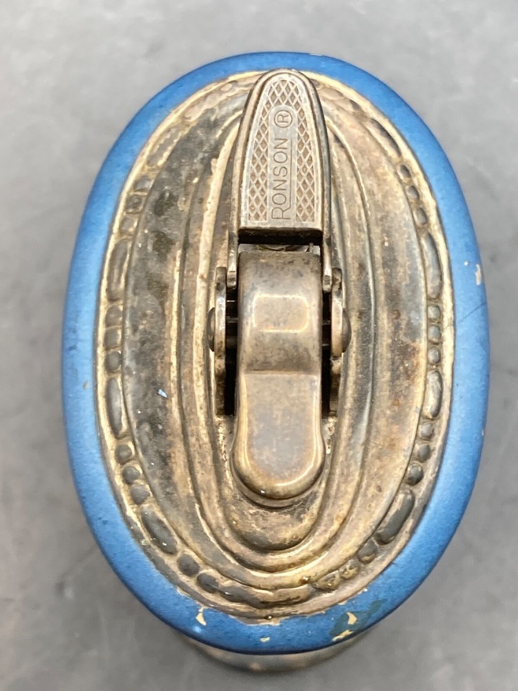 Vintage Ronson Leona Blue and Chrome Table Lighter