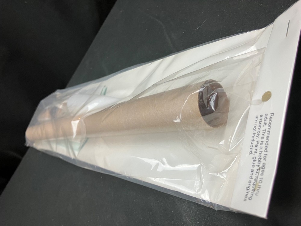 Long OOP D-Powered CUSTOM OASIS Skill Level 2 Flying Model Rocket Kit -Sealed