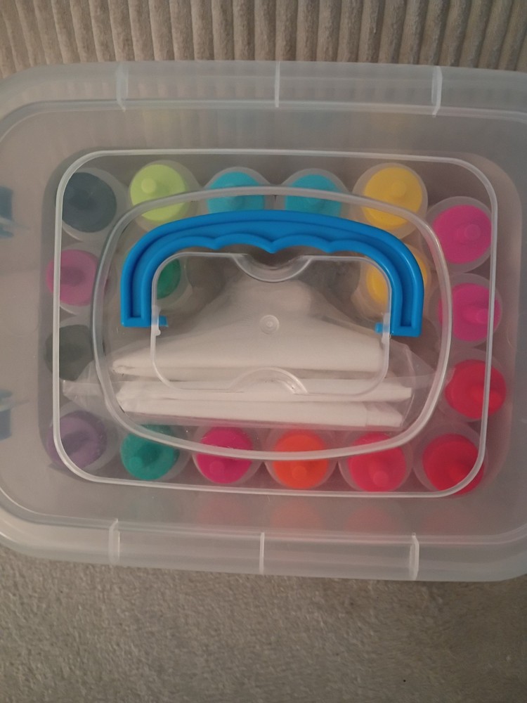 Tulip 34723 One-step Tie Dye Party Kit
