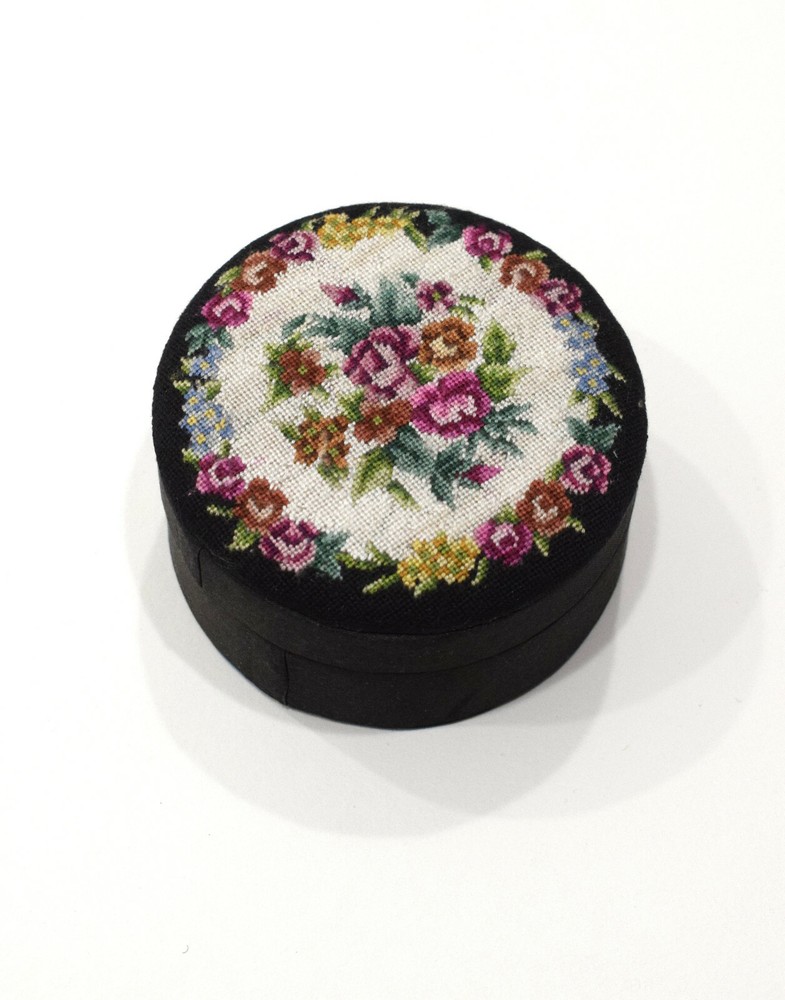 Chinese White Petite Point Round Box 2.5"