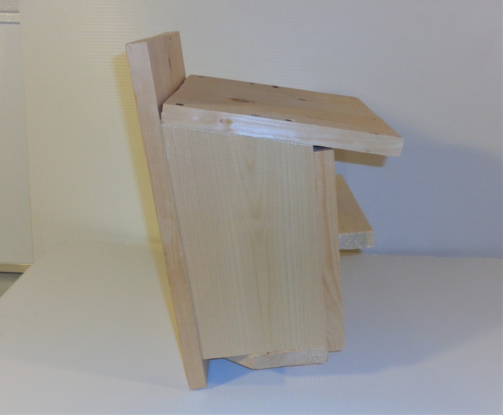 SQUIRREL HOUSE, SQUIRREL NESTING HOUSE, Wood