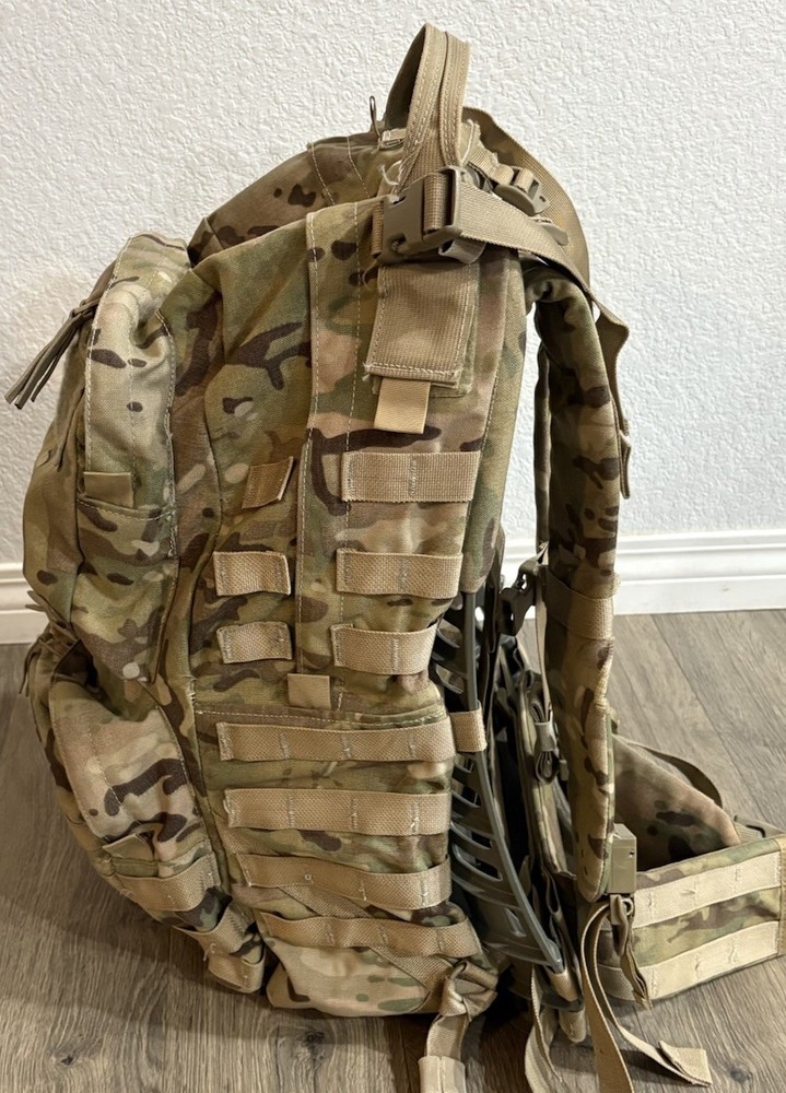 US Military MEDIUM RUCKSACK COMPLETE MULTI-CAM Molle II