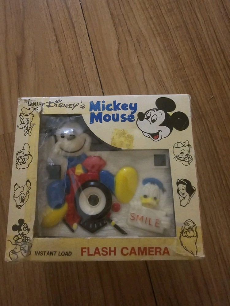Vintage Disney Mickey Mouse Flash Camera Instant Load In Box