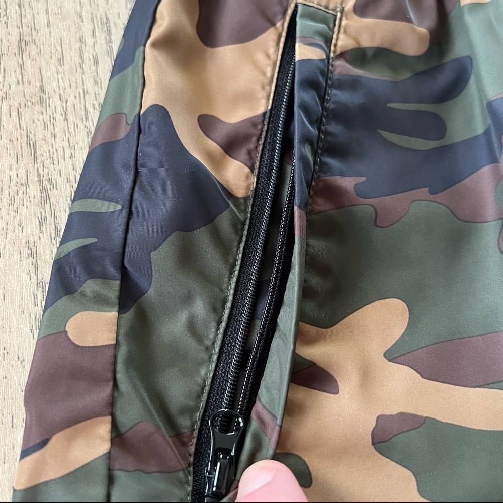 Forever 21 Camo Athletic Gym Shorts