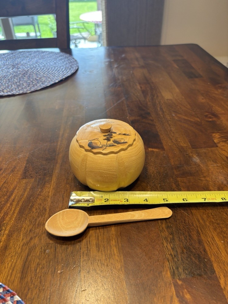 Vintage Peru sugar bowl