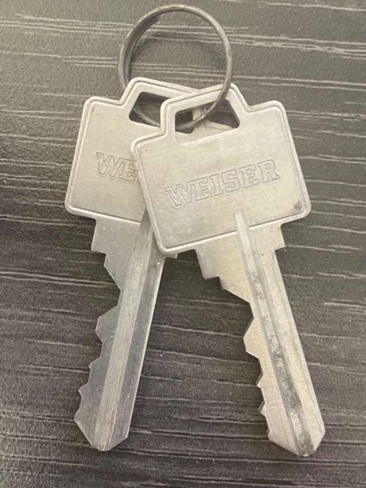 Weiser Lock / Falcon Lock 955-4P Padlock, Solid Brass Body, 4" Shackle, NOS