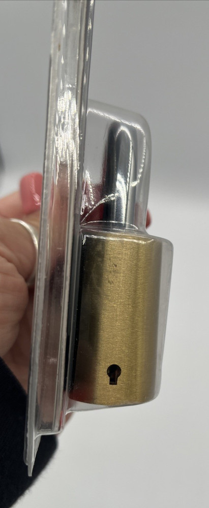 Master Lock Resettable Combination Padlock 2" wide Brass 175D NEW