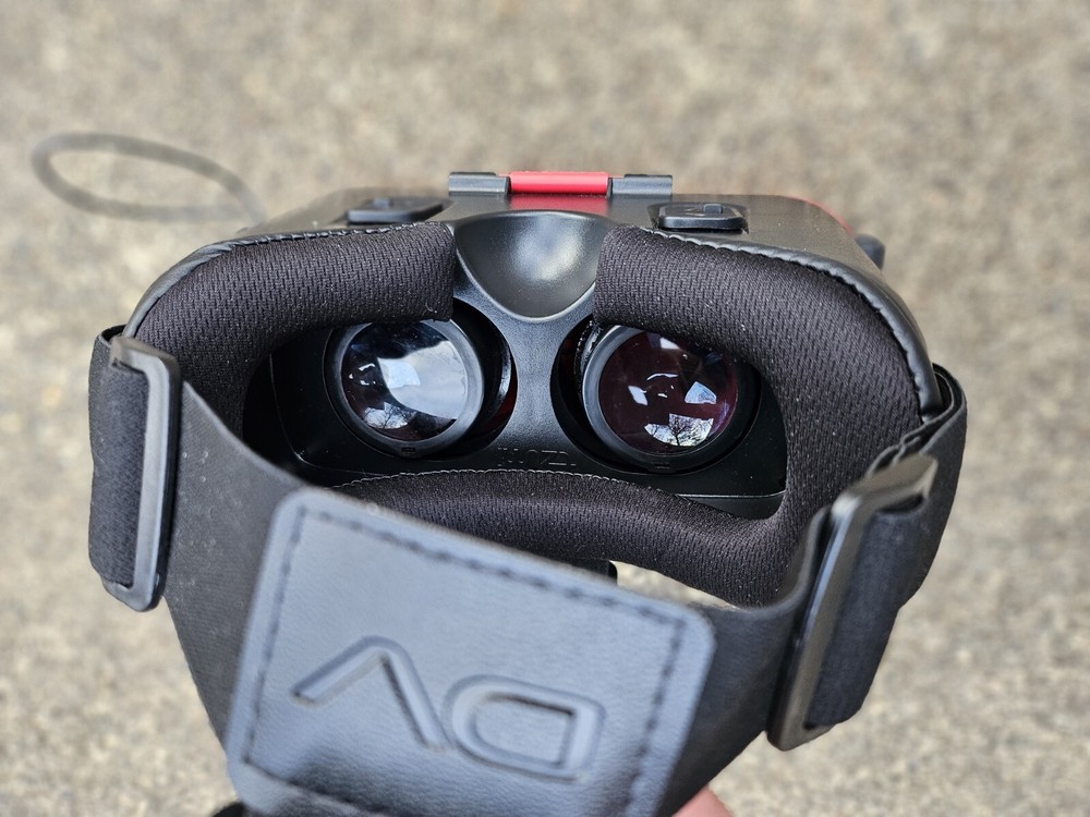 Dream Vision Tzumi Virtual Reality (VR) Headset for Smartphone iOS Android