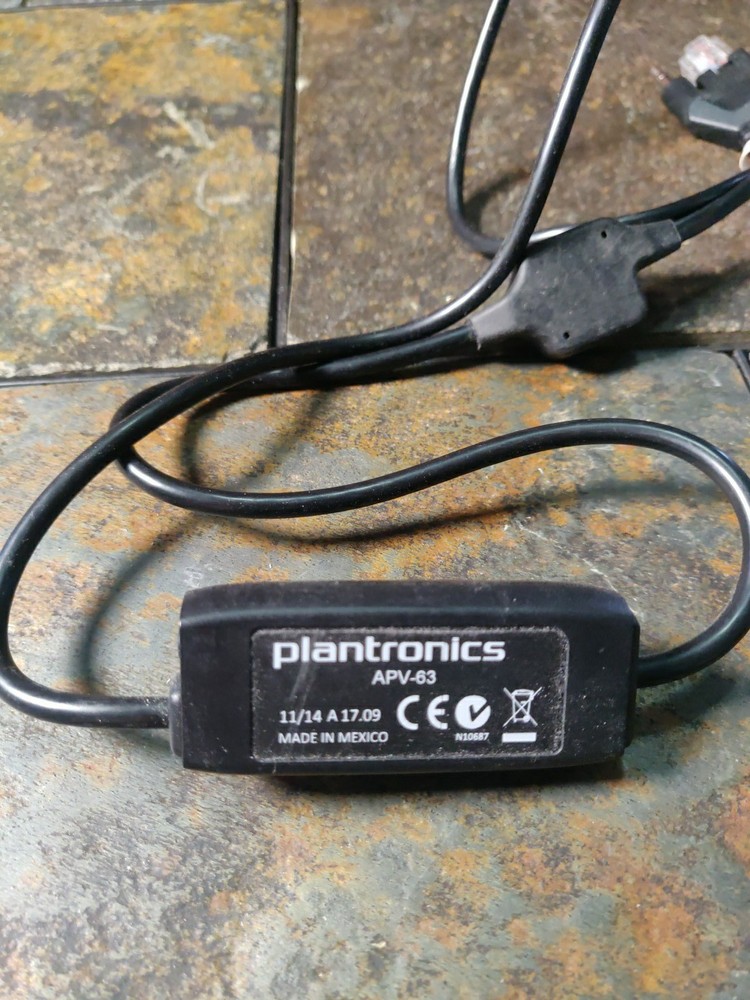 Plantronics APV-63 Avaya Remote Desk Phone Electronic Hook Switch