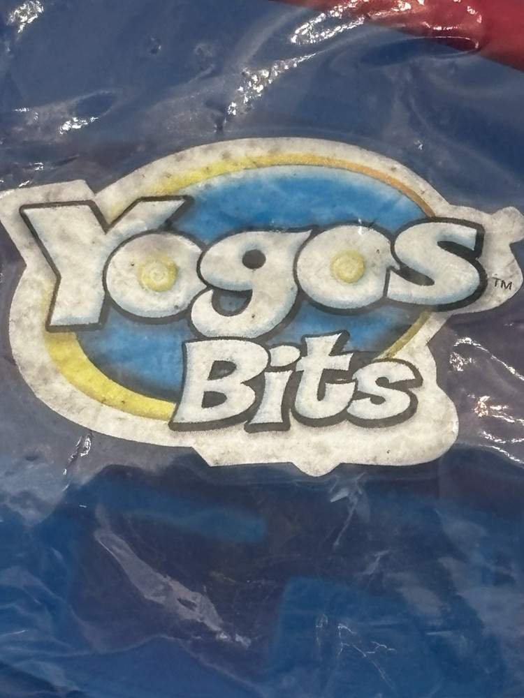 2006 New Sealed Yogos Bits Dispenser Candy (read description)