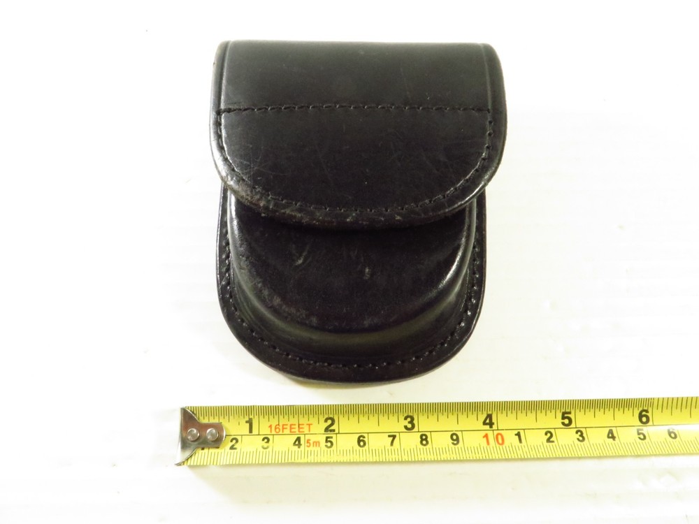 Don Hume C304 Plain Black Leather Cuff Case Regular Security and Hinged Handcuff