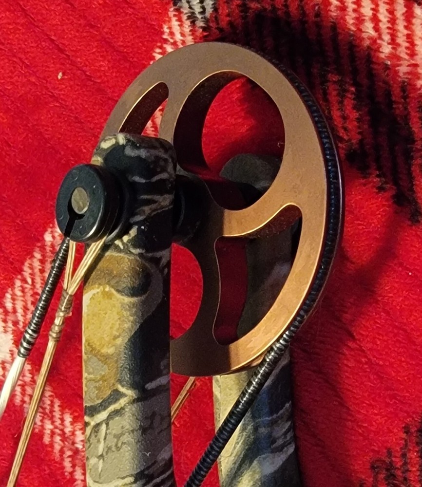 Fred Bear Code Compound Bow + Arrows and Case + QUICK shot Minty