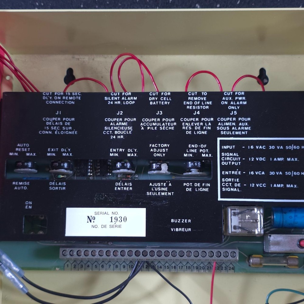 EDWARDS - NiteGaurd - 9702 - Intrusion Control Panel