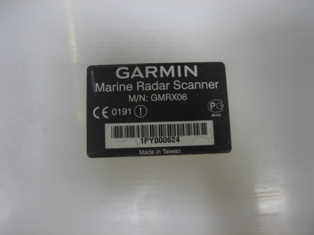 Garmin-Open Array Radar Antenna/6ft Array/xHD Decals/Used/Free Shipping