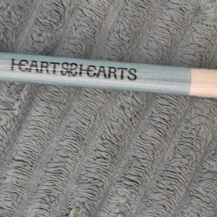 HatsToHats Temporary Support Stick