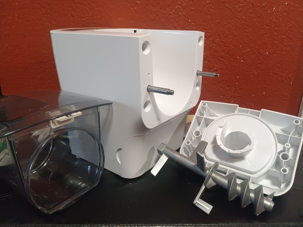 Philips Avance Collection Automatic Pasta and Noodle Maker. Broken Disc Holder.