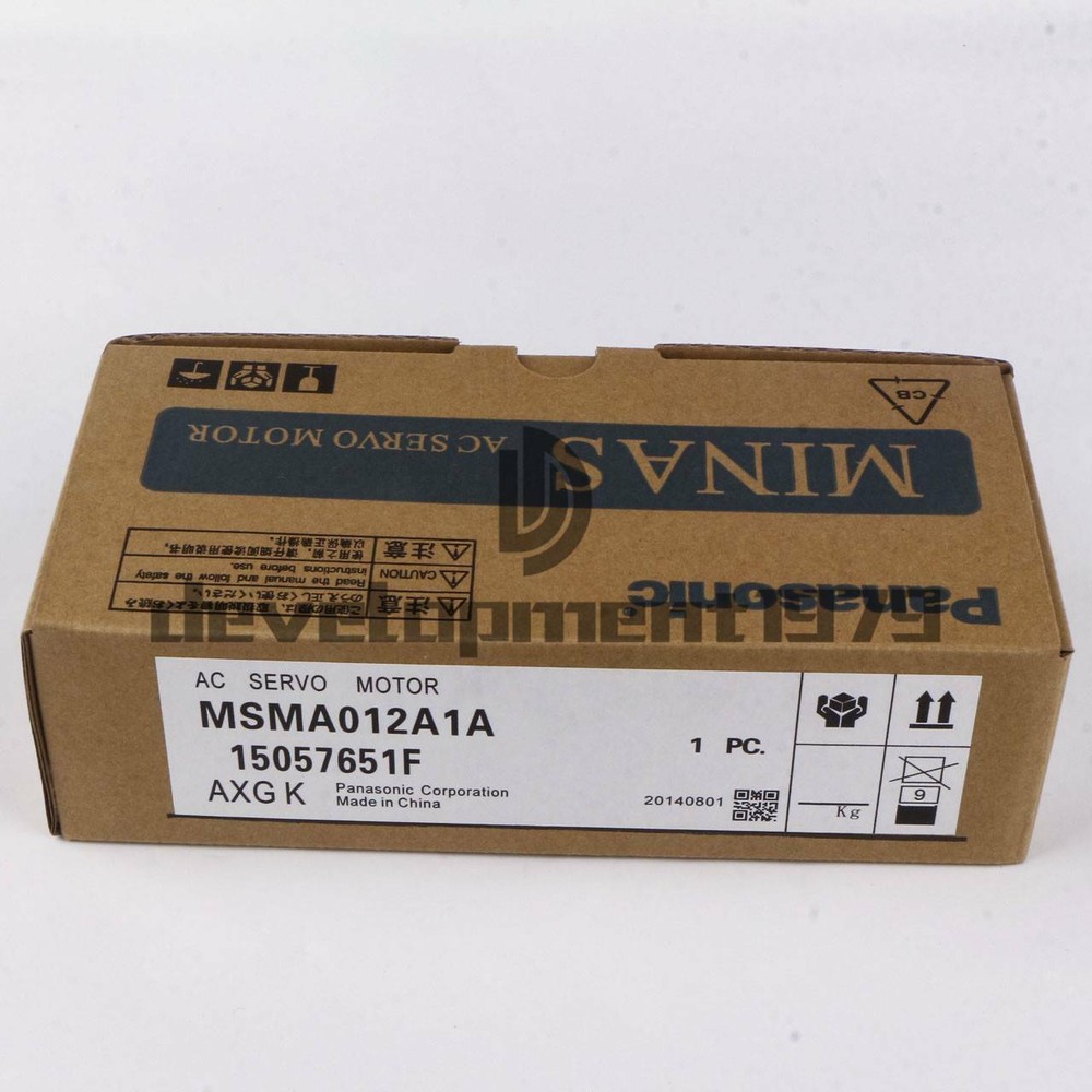New Panasonic MSMA012A1A servo motor