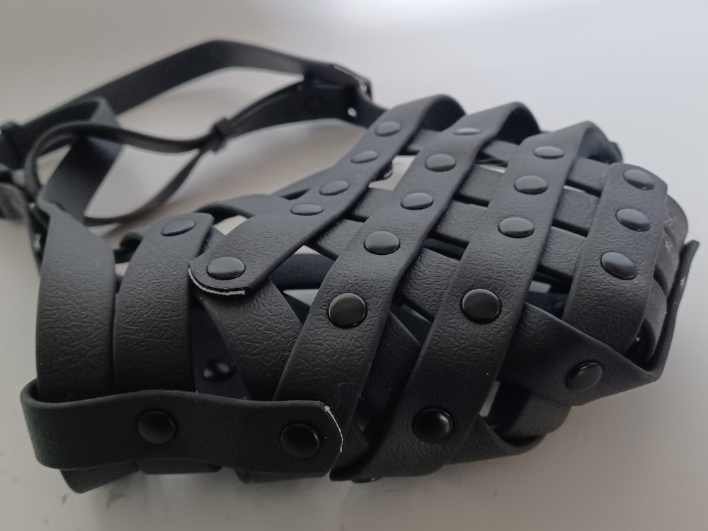 Pitbull Muzzle Basket Muzzle for M [Snout Cir: 9.75-11] Black