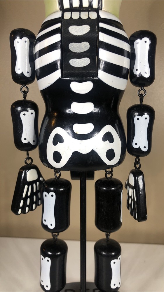 2005 Target SKELETON NUTCRACKER Dangling Arms & Legs Halloween RIP Decor