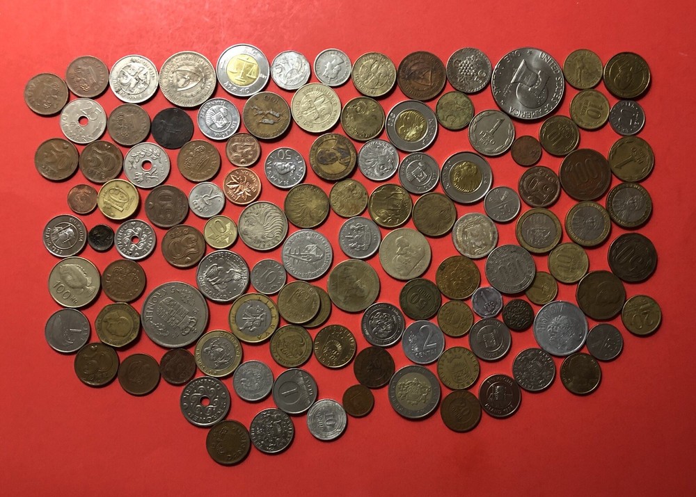 LOT OF WORLD COINS..VARIOUS COUNTRIES,COMPOSITION & DATES.