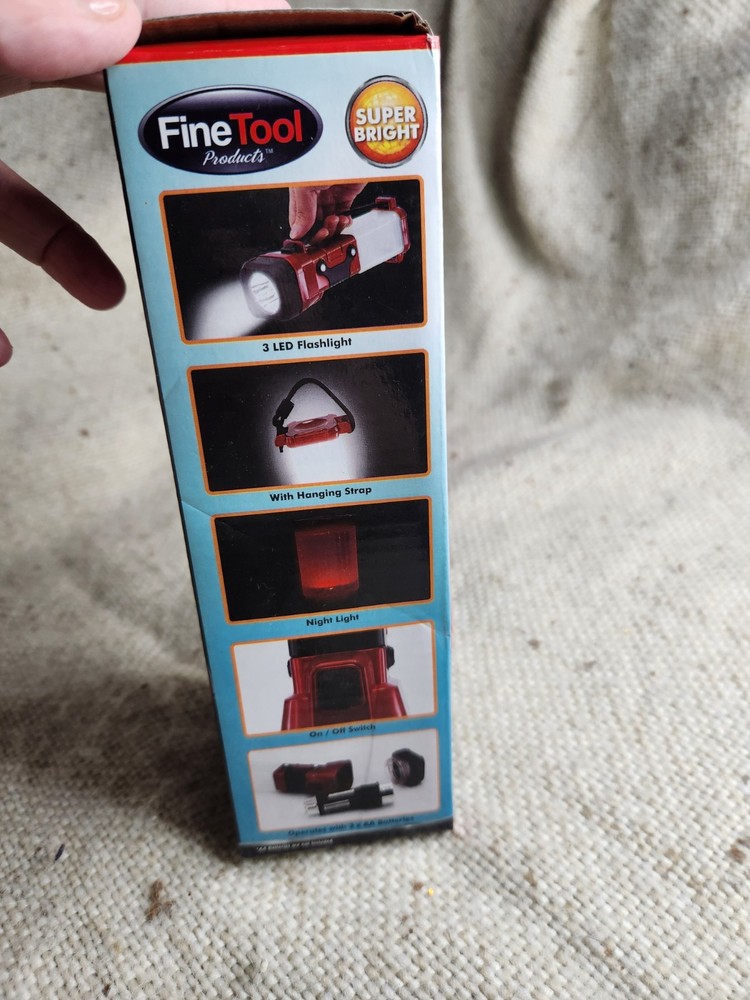 3-IN-1 FLASHLIGHT / LANTERN COMBO Camping Red New Open Box