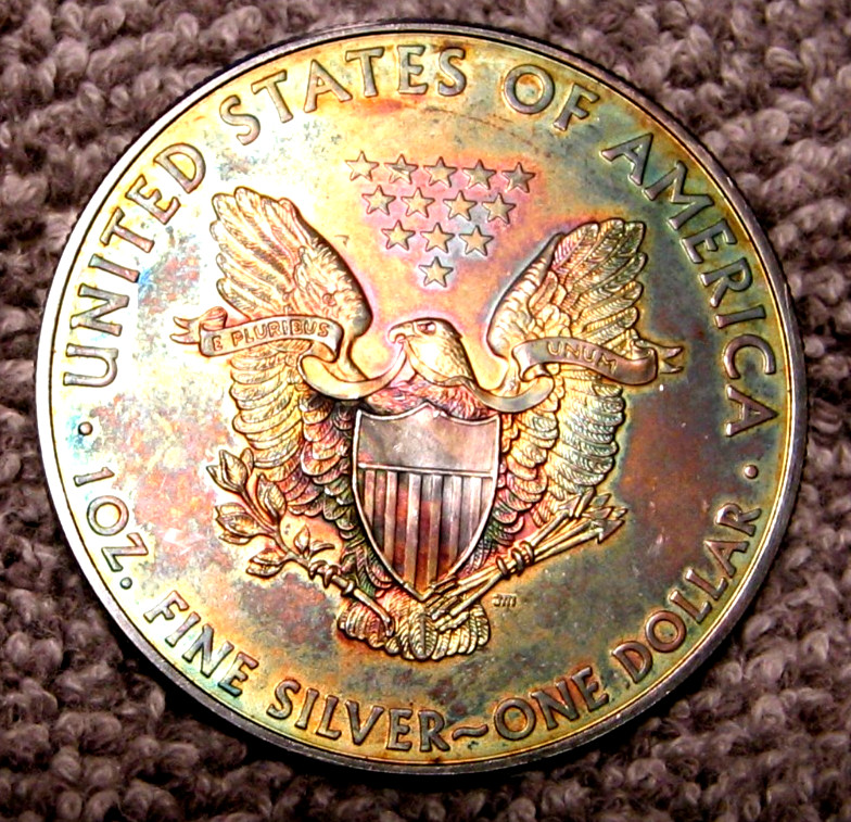 2010 AMERICAN SILVER EAGLE ( WONDERFUL GIFT }