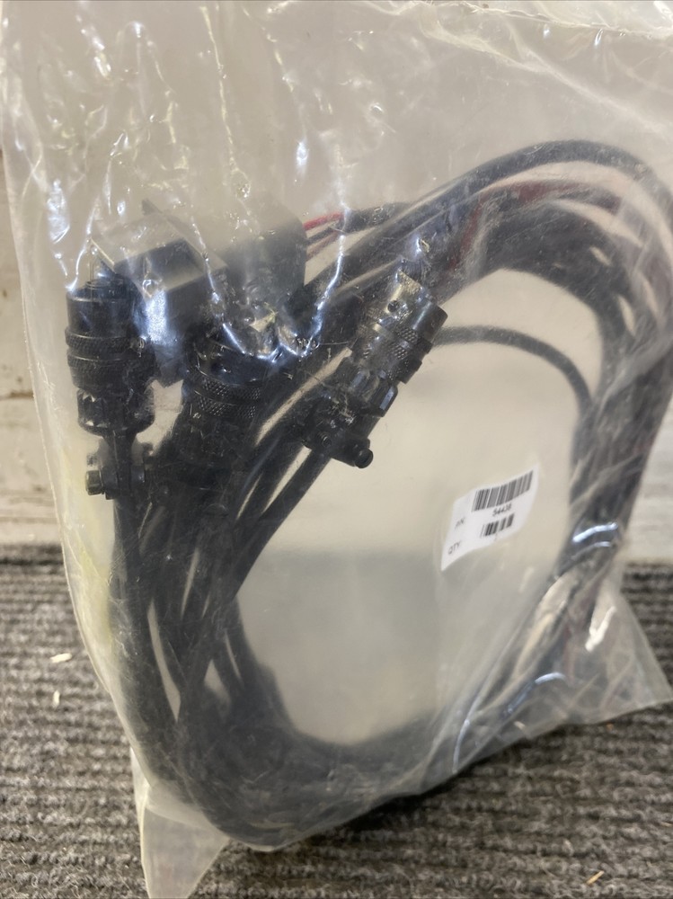New Trimble 54438 Lightbar GCS / MX 0048 cable