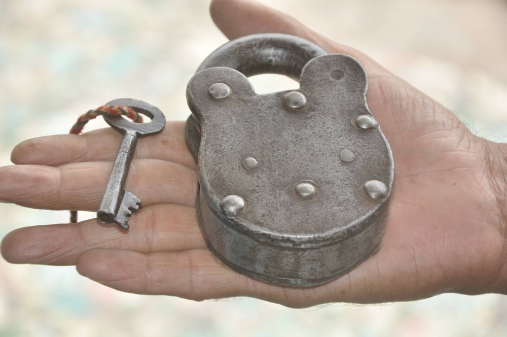 Vintage Iron Handcrafted Unique Shape Solid Fine Quality Padlock , Nice Patina
