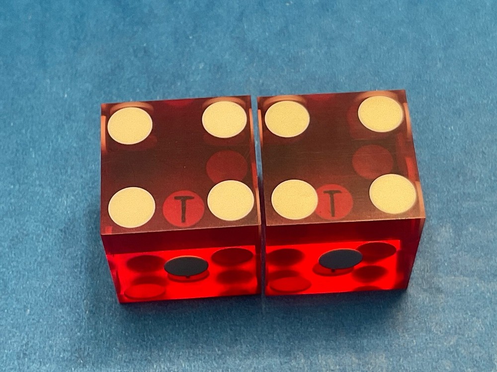 ——-MP—— CASINO DICE NON MATCHING numbers