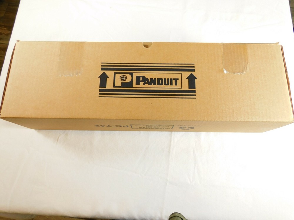 CPAF2BLY Panduit Filler Panel, 2RU, Angled, BLACK - NEW