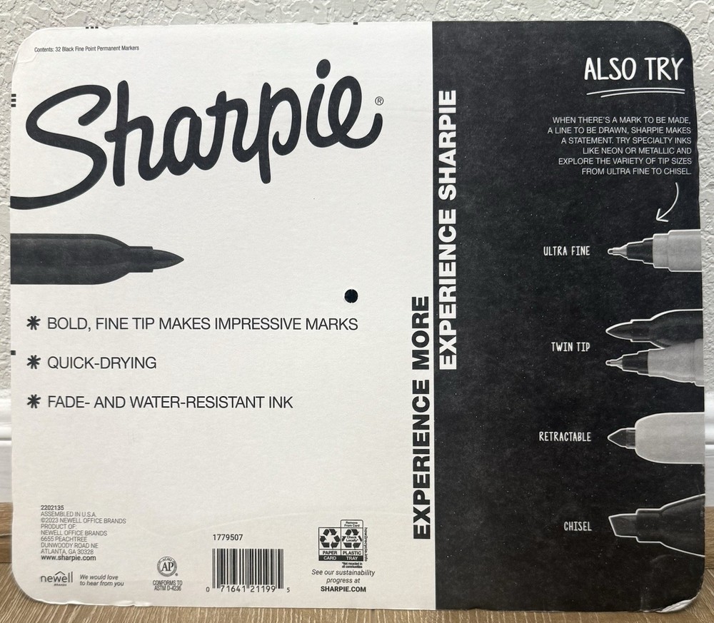 SHARPIE Permanent Markers Fine Point 32 Count Black