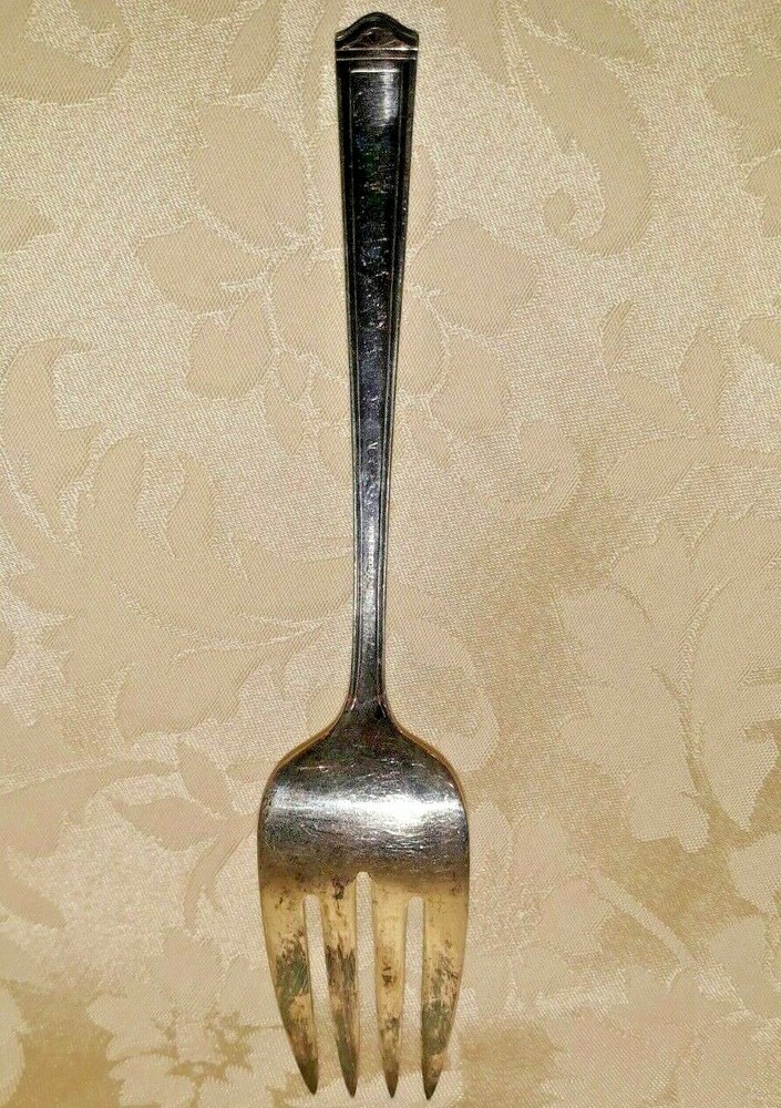 Vintage 1847 Rogers Bros ANNIVERSARY Pattern Silver Plated Serving Fork