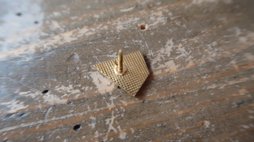 Vintage SAMPE CHAPTER LAPEL OR HAT PIN 1.6cm
